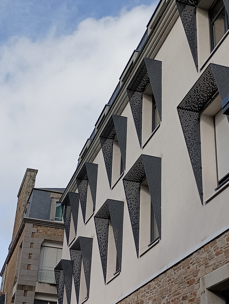 bellis tole perforee brise soleil ehpad saint malo 5