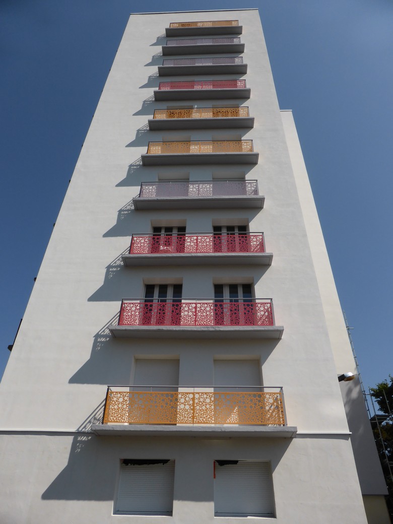 bulles de savoir tole perforee decorative acianov nantes garde corps3