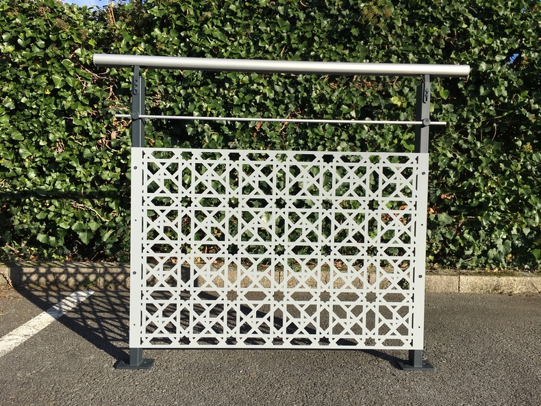 talya acianov tole perforee decorative