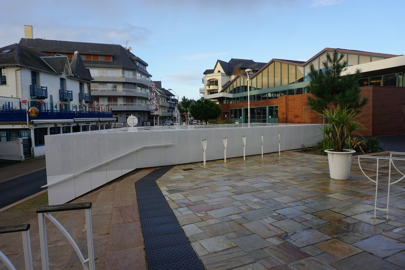 les halles la baule tole perforee acianov1