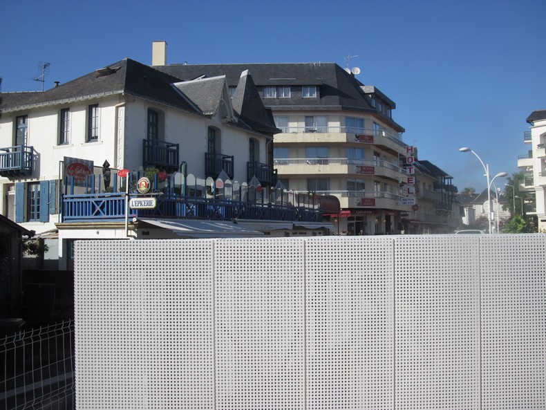 les halles la baule tole perforee acianov6