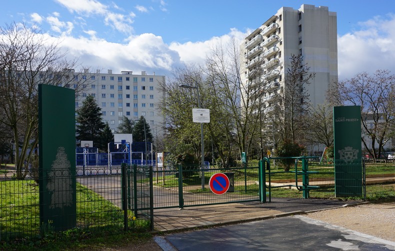 saint pries parc sens pixellisation 1