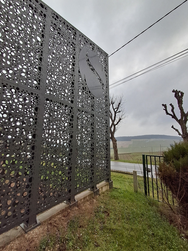 cave sancerres resille bulles de savoir tole perforee acianov 4